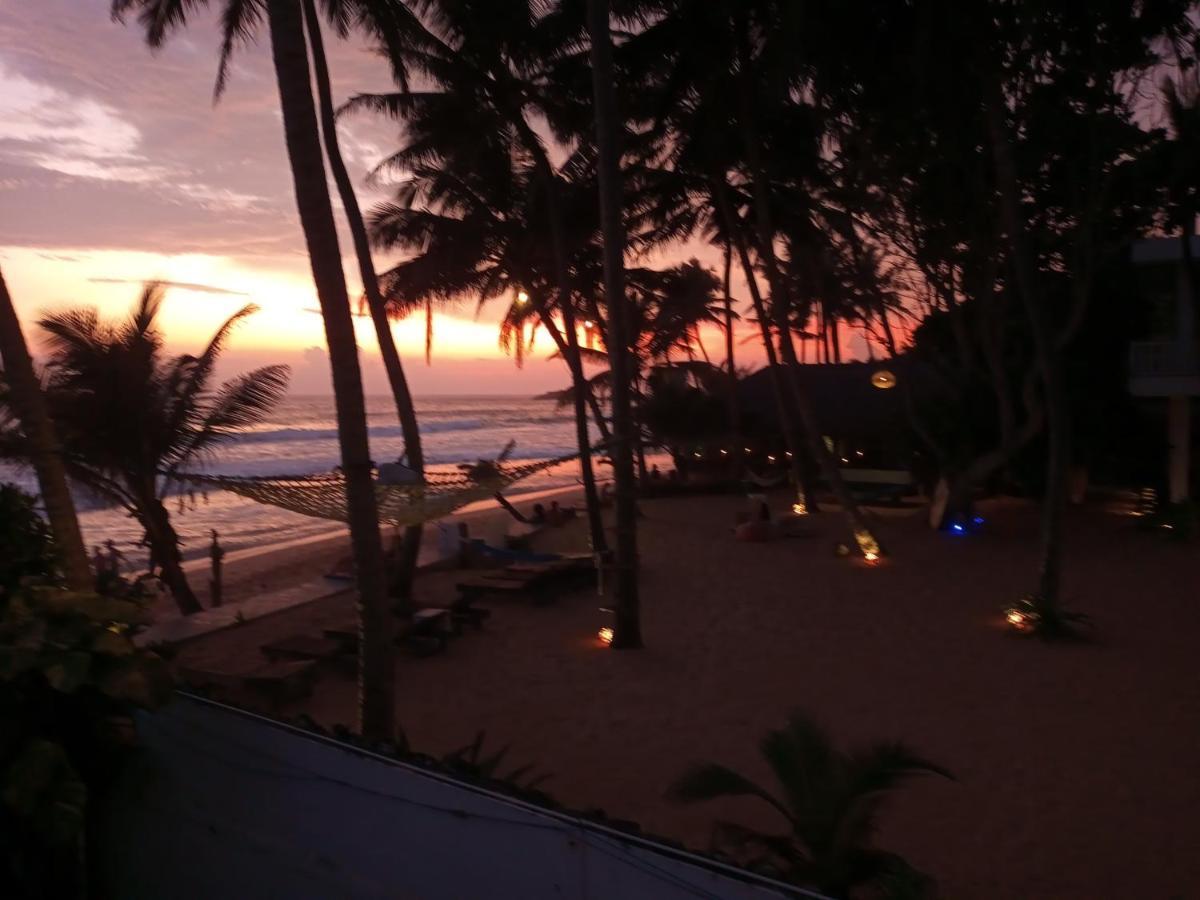 Blue Ocean Villa Hikkaduwa Ngoại thất bức ảnh