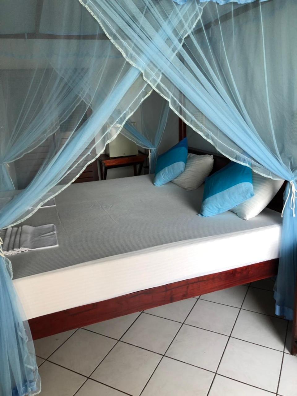 Blue Ocean Villa Hikkaduwa Phòng bức ảnh
