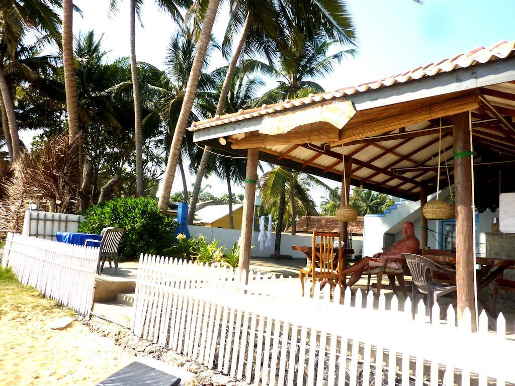Blue Ocean Villa Hikkaduwa Ngoại thất bức ảnh