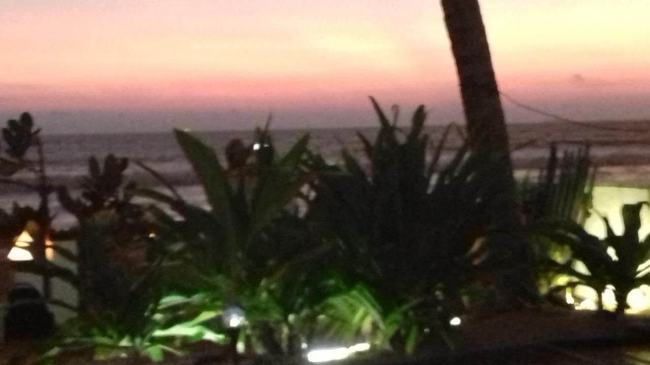 Blue Ocean Villa Hikkaduwa Ngoại thất bức ảnh